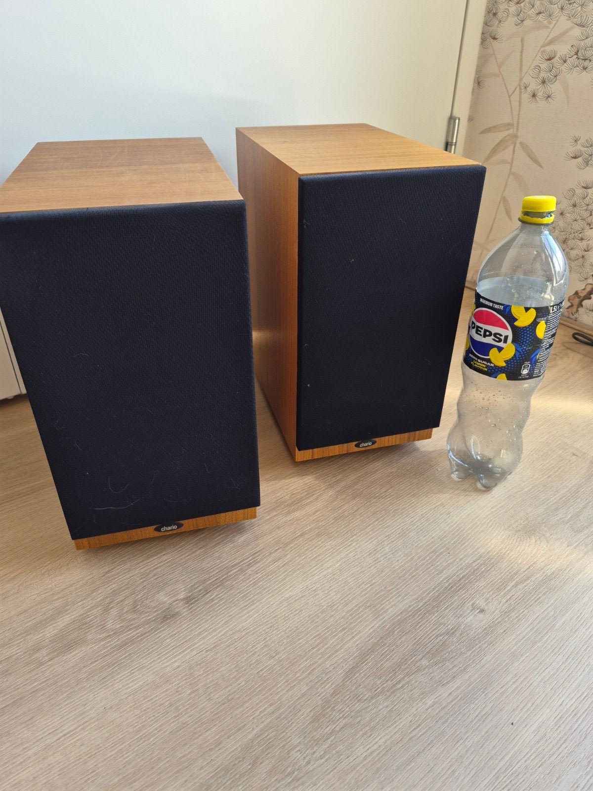 Chario Hi-Fi Boekenplank Speakers - Houten Afwerking, Ophalen of Verzenden, Gebruikt, Front, Rear of Stereo speakers, Overige merken