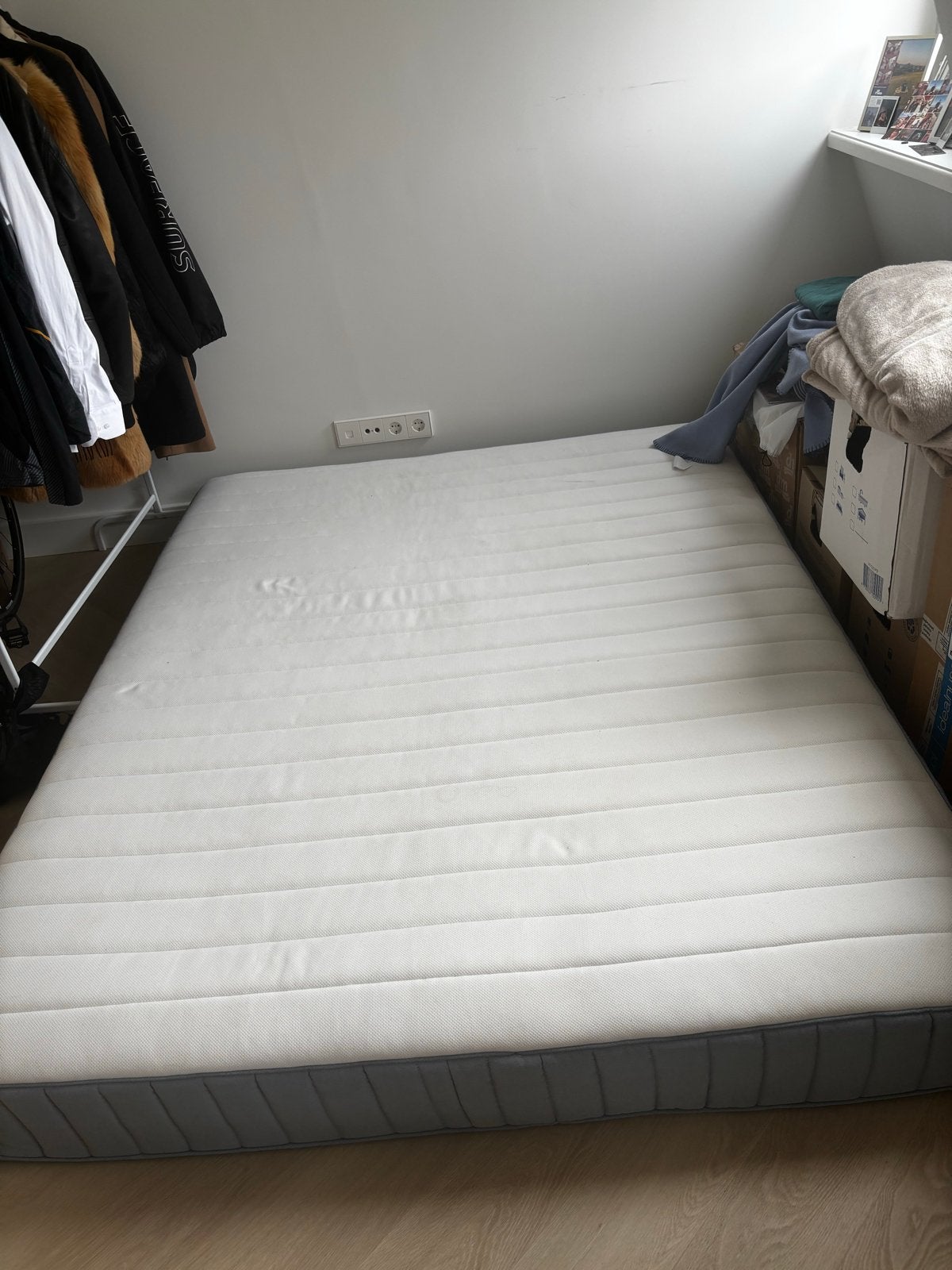 IKEA VALEVÅG matras 160x200 cm, Ophalen, Tweepersoons, Zo goed als nieuw, Matras