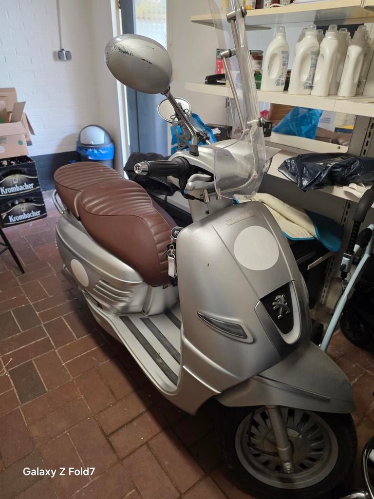 Peugeot Django Snor Scooter 2017 - Slechts 3400km!, Fietsen en Brommers, Snorfietsen en Snorscooters, Ophalen of Verzenden, Gebruikt