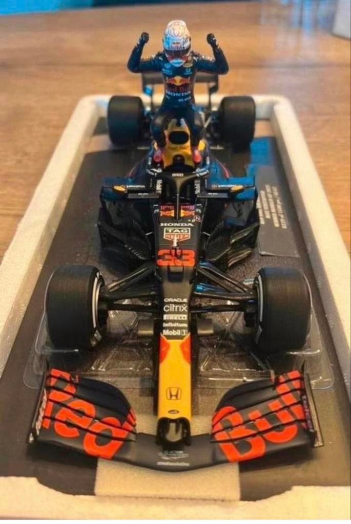 Max verstappen auto, Ophalen of Verzenden, Zo goed als nieuw, Bburago
