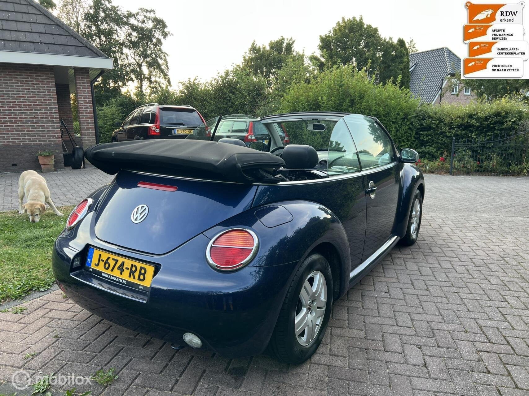 Nette sportieve VW New Beetle Cabriolet 1.6 Highline nwe apk, Auto's, Gebruikt, Beetle (Kever), 4 cilinders, Cabriolet
