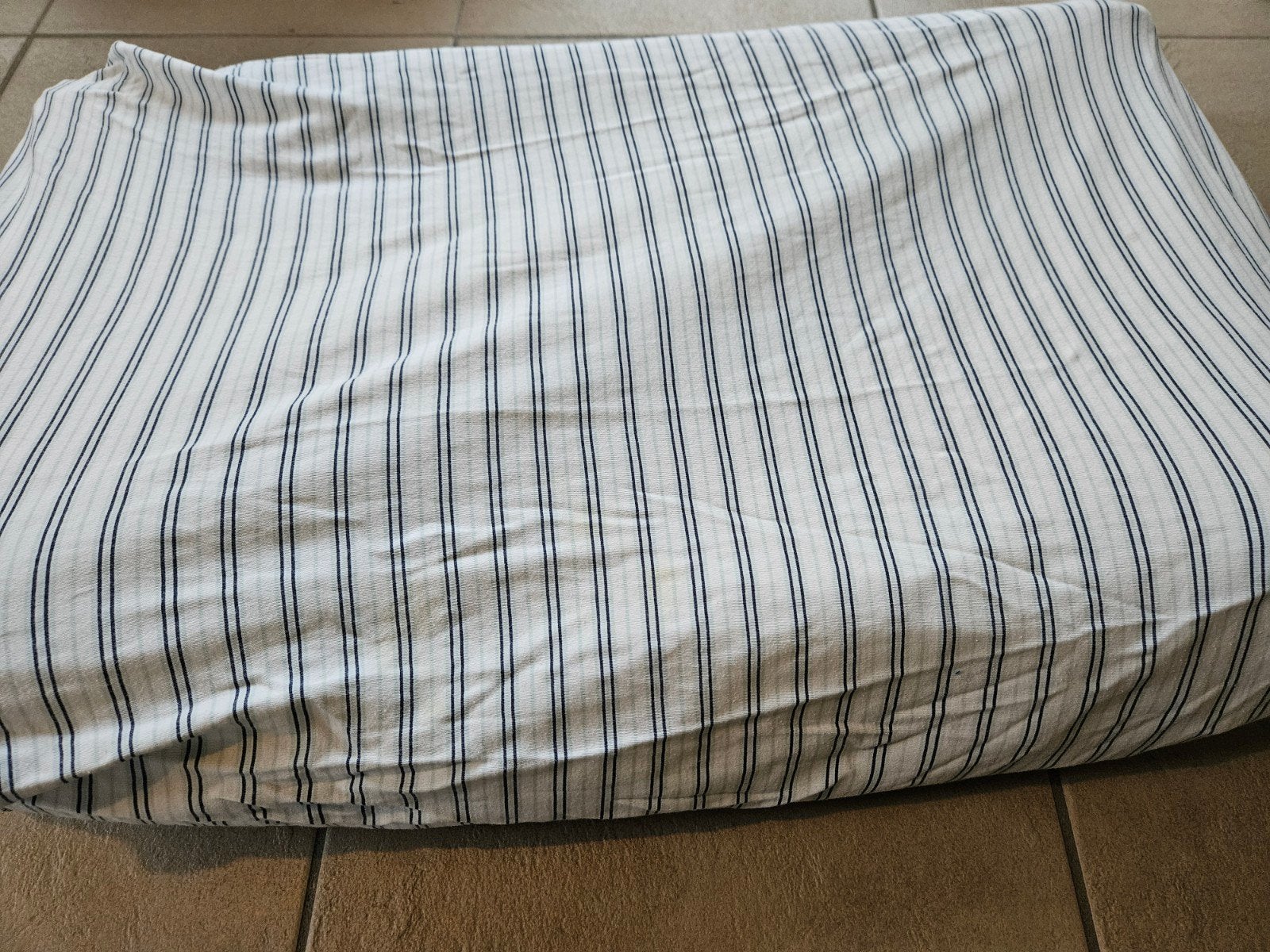 Wit fleece dekentje en gestreept hoeslaken, Ophalen, Jongetje of Meisje, Wit, Babybedje