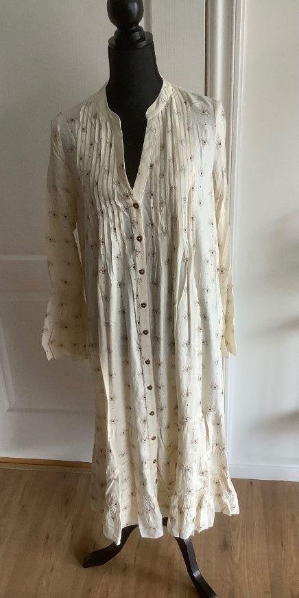 De ultieme Ibiza Style zomerjurk! Maat M, Ophalen of Verzenden, Zo goed als nieuw, Maat 38/40 (M), Onder de knie