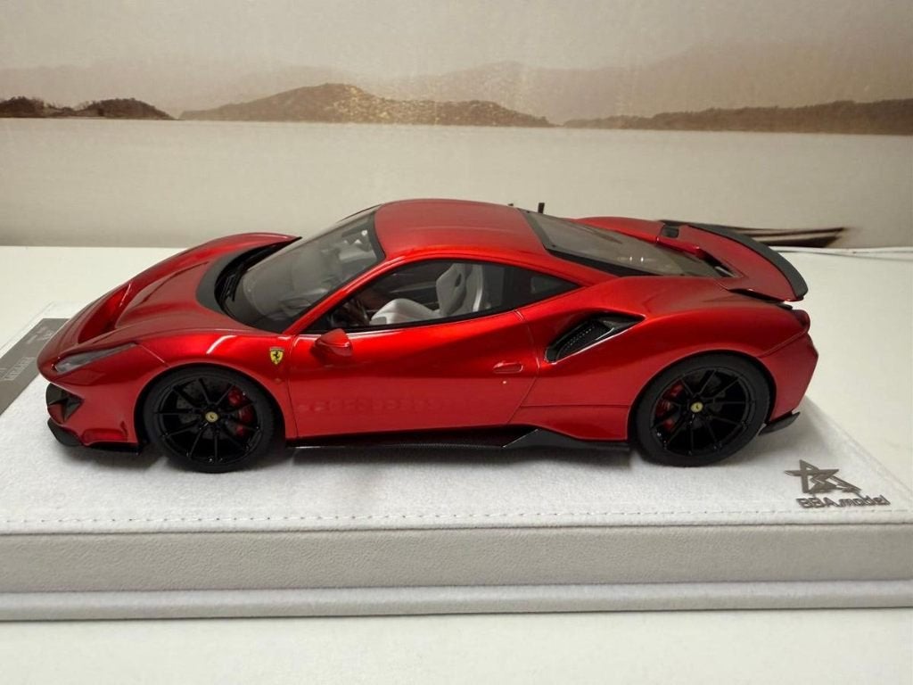 118 BBA Ferrari 488 PISTA, Hobby en Vrije tijd, Modelauto's | 1:18, Ophalen, Nieuw, Auto, Bburago