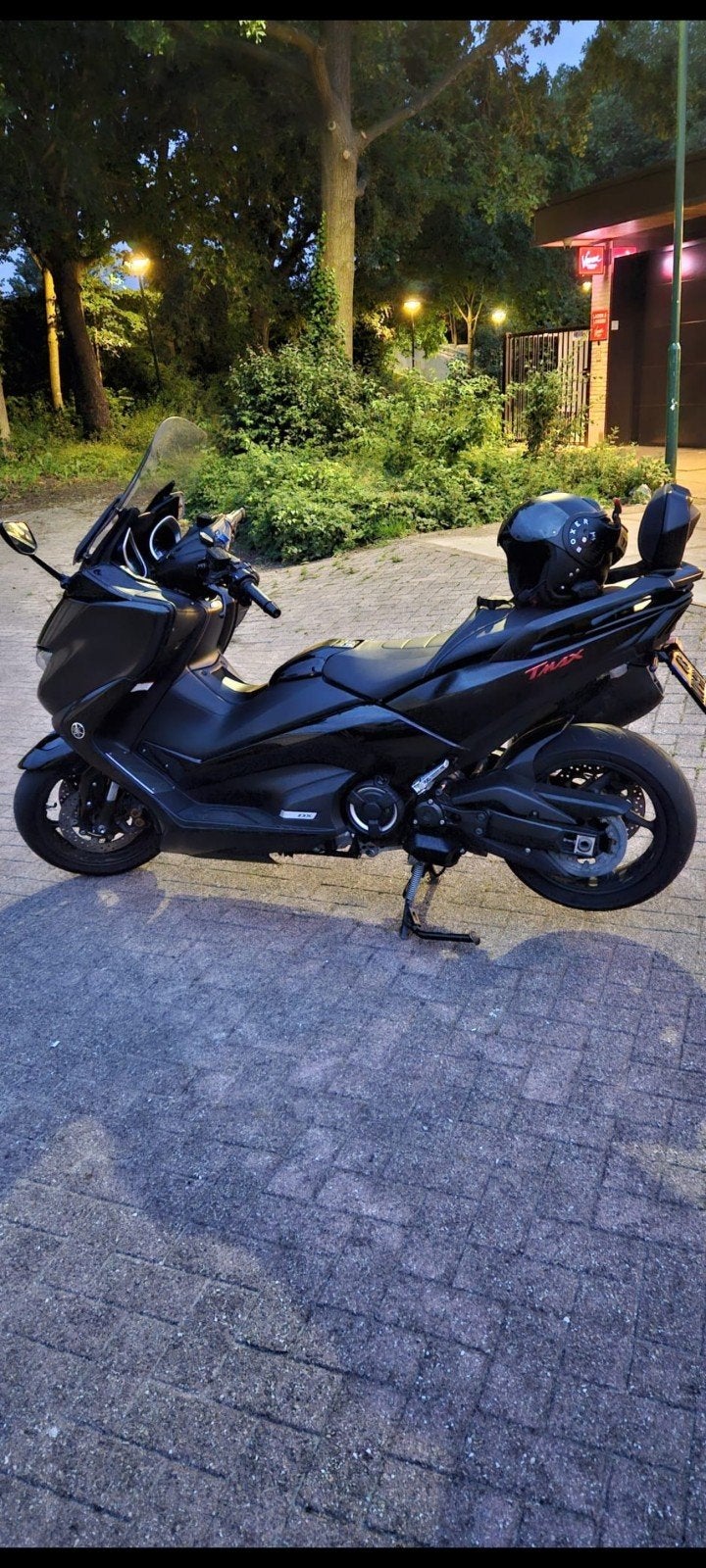 Yamaha TMAX DX 2018 full black, Nieuw, Particulier, Cruise Control, Minimaal motorrijbewijs A2