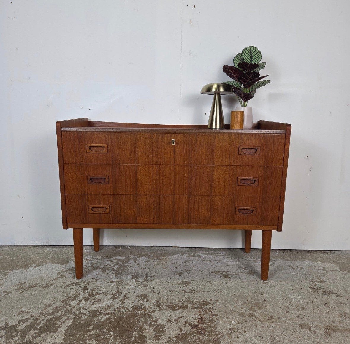 Vintage Deense ladekast, nachtkastje teak, jaren 60, halkast