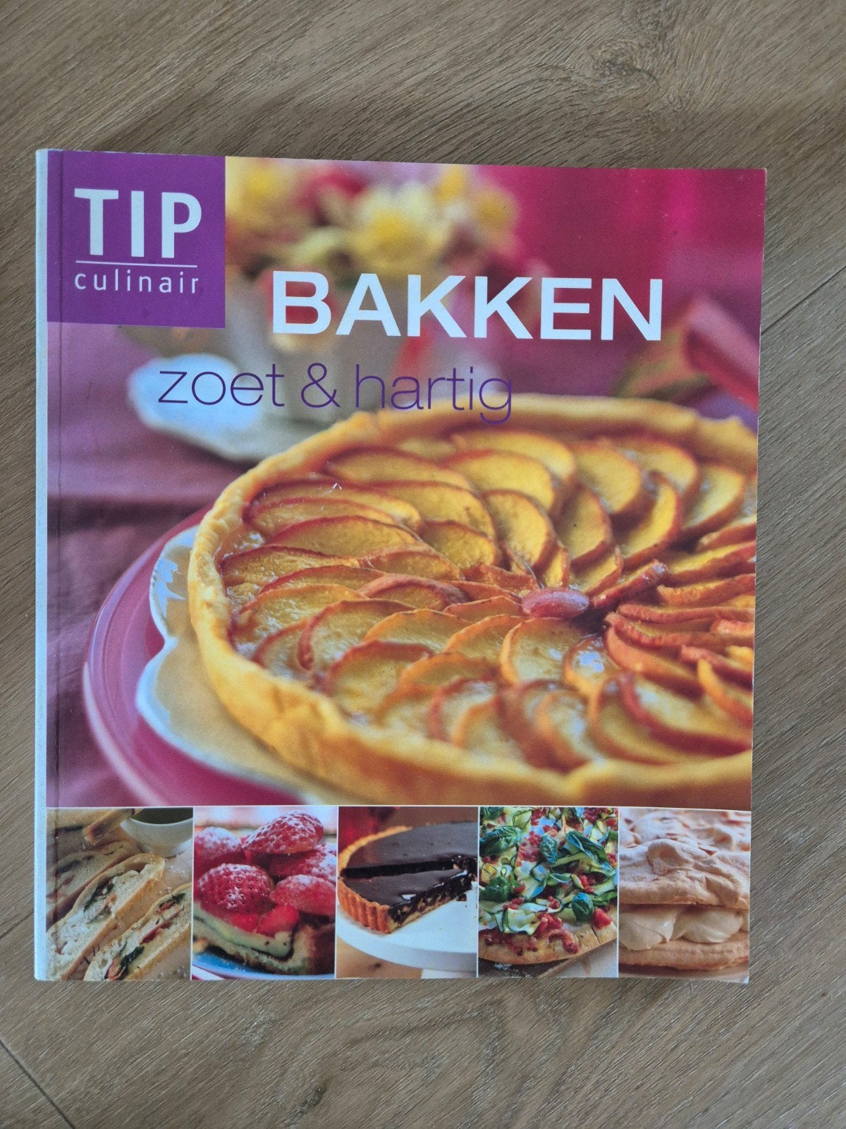 Bakken Zoet & Hartig - TIP Culinair kookboek, Ophalen of Verzenden, Zo goed als nieuw, TIP Culinair, Taart, Gebak en Desserts