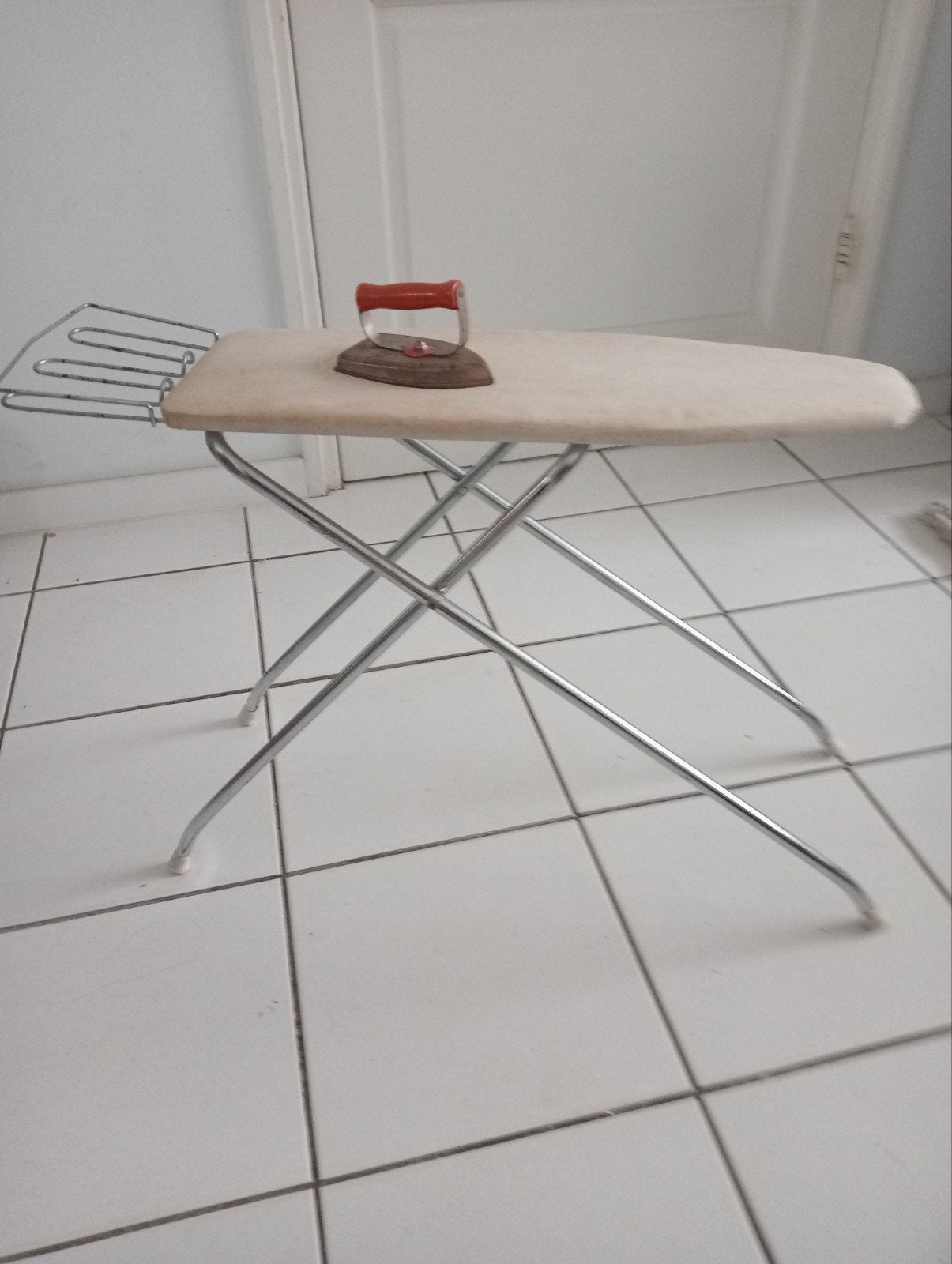 Speelgoed strijkplank met strijkijzer jaren 50-60, Ophalen, Gebruikt, Jongen of Meisje