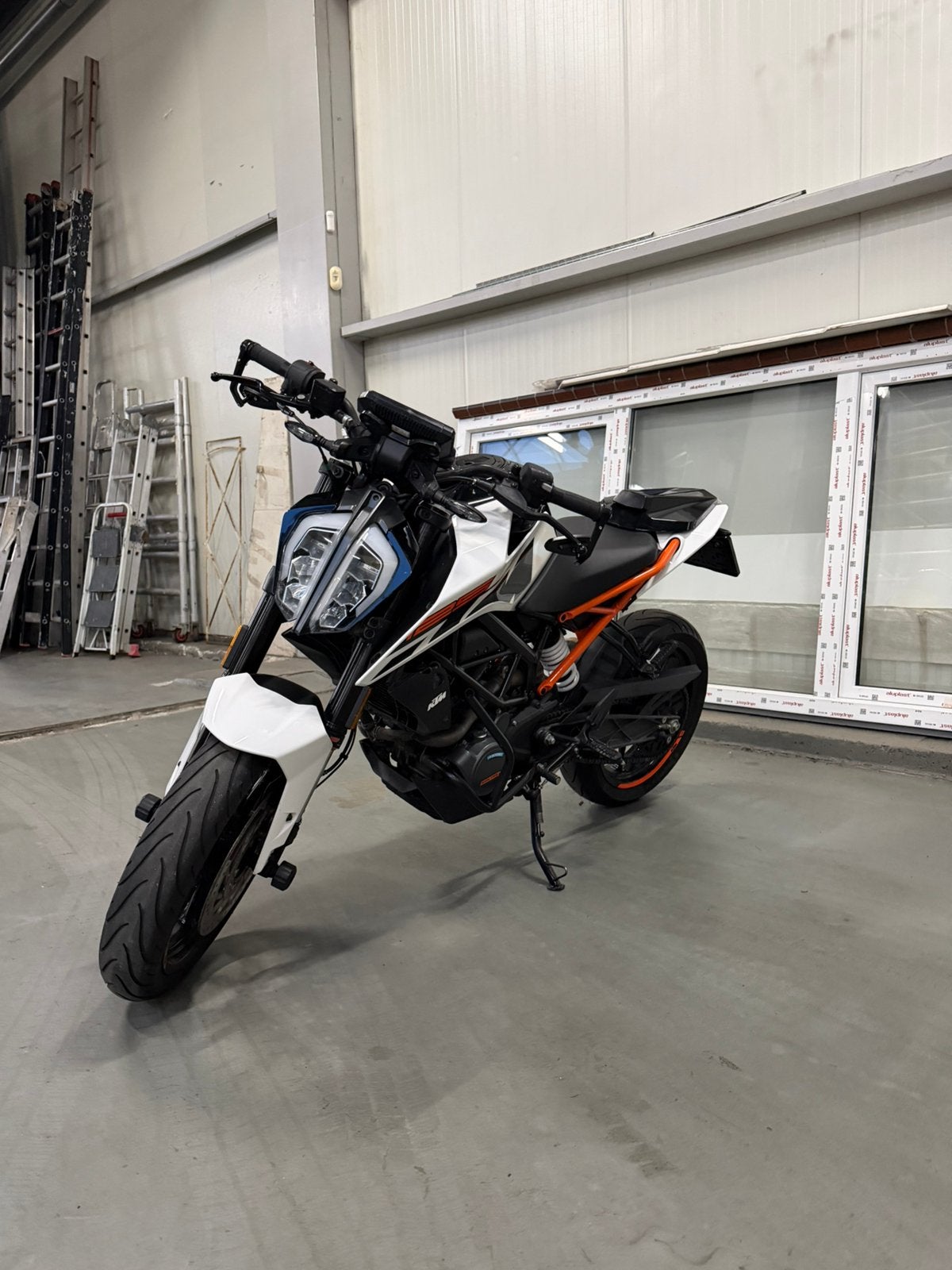 Ktm duke 125 2018 model zeer goeie staat, Ophalen