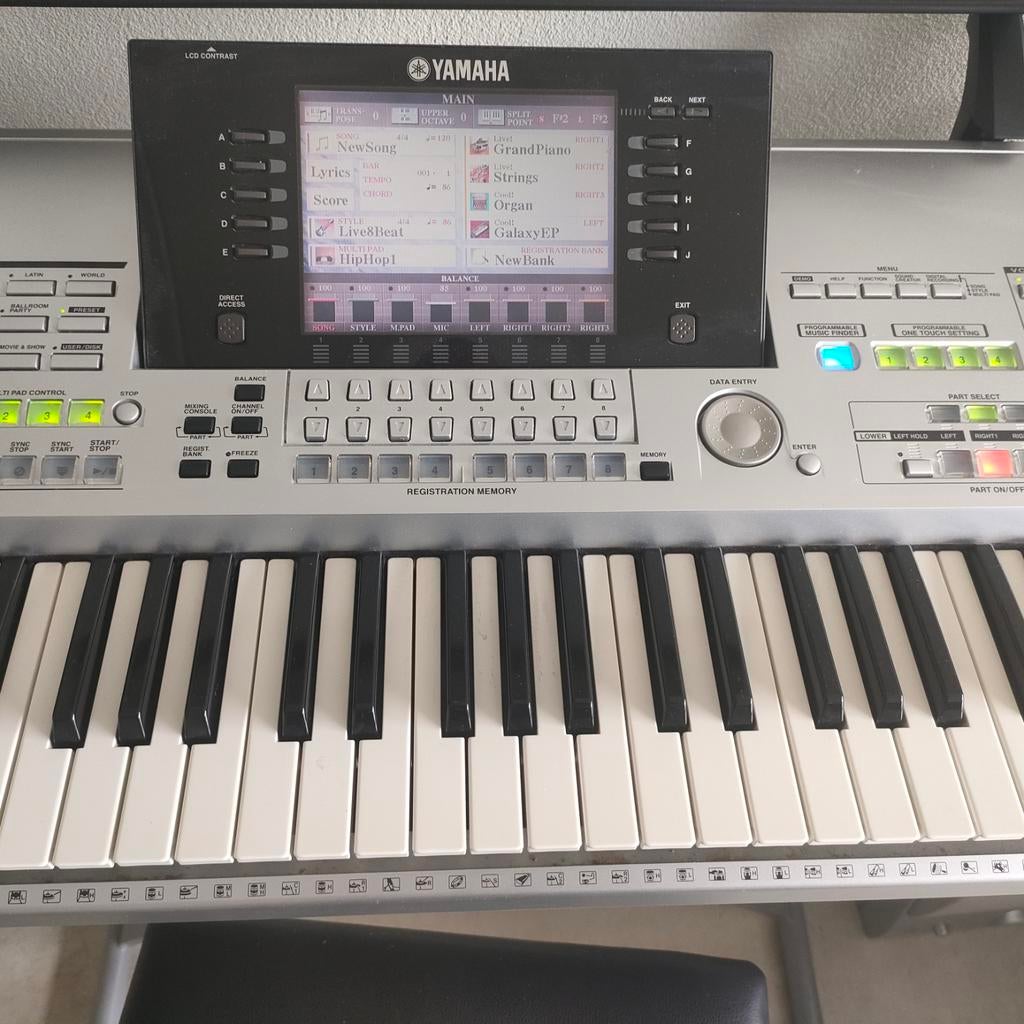 Yamaha Tyros 1 Workstation Keyboard., Ophalen, 61 toetsen, Yamaha