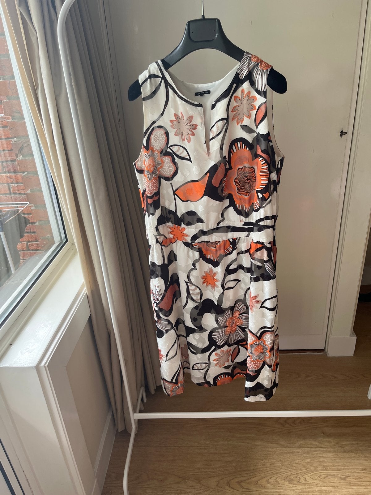 Caroline Biss jurk met bloemenprint - Maat 42, Meerkleurig, Maat 42/44 (L), Ophalen of Verzenden, Zo goed als nieuw