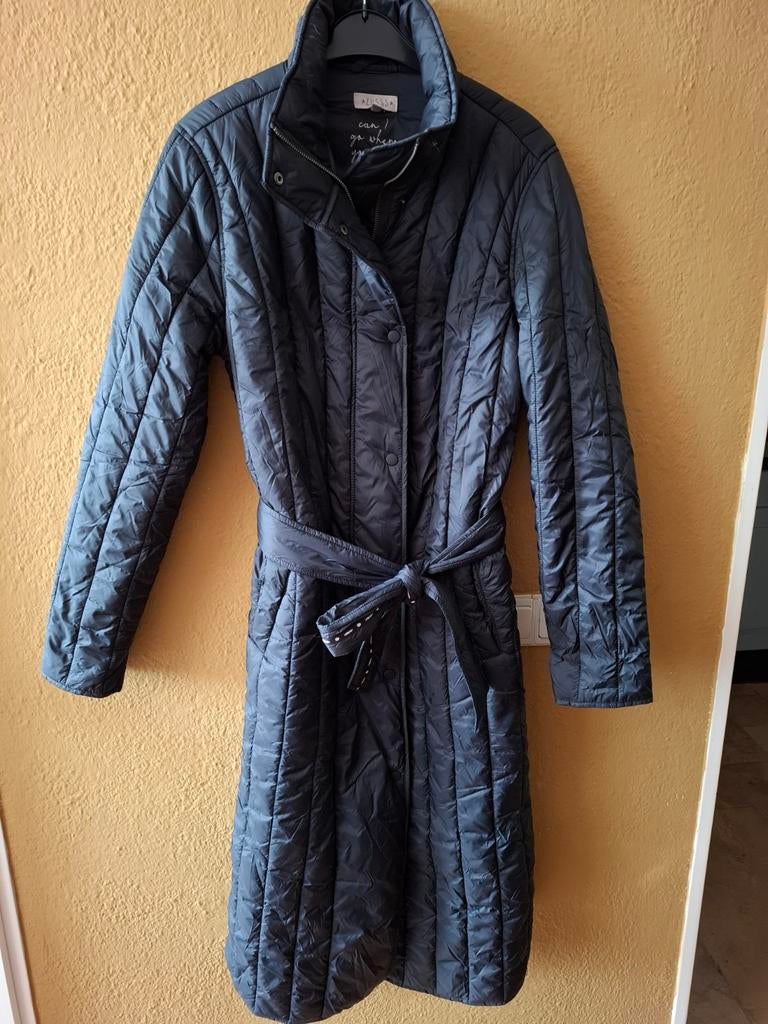 Zusss zwarte jas maat L, Zwart, Maat 42/44 (L), Ophalen of Verzenden, Zo goed als nieuw
