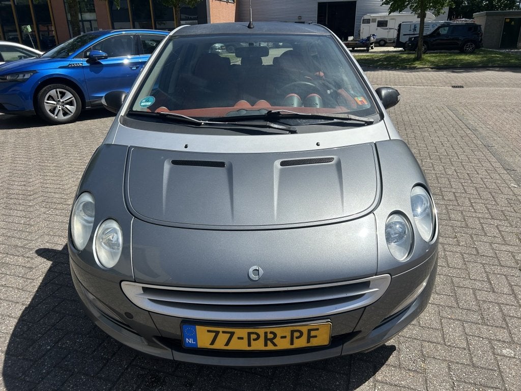 Smart Forfour 1.3 pulse APK tot feb 2027 NAP! (bj 2004), Auto's, Smart, 945 kg, Stof, Origineel Nederlands, Bedrijf