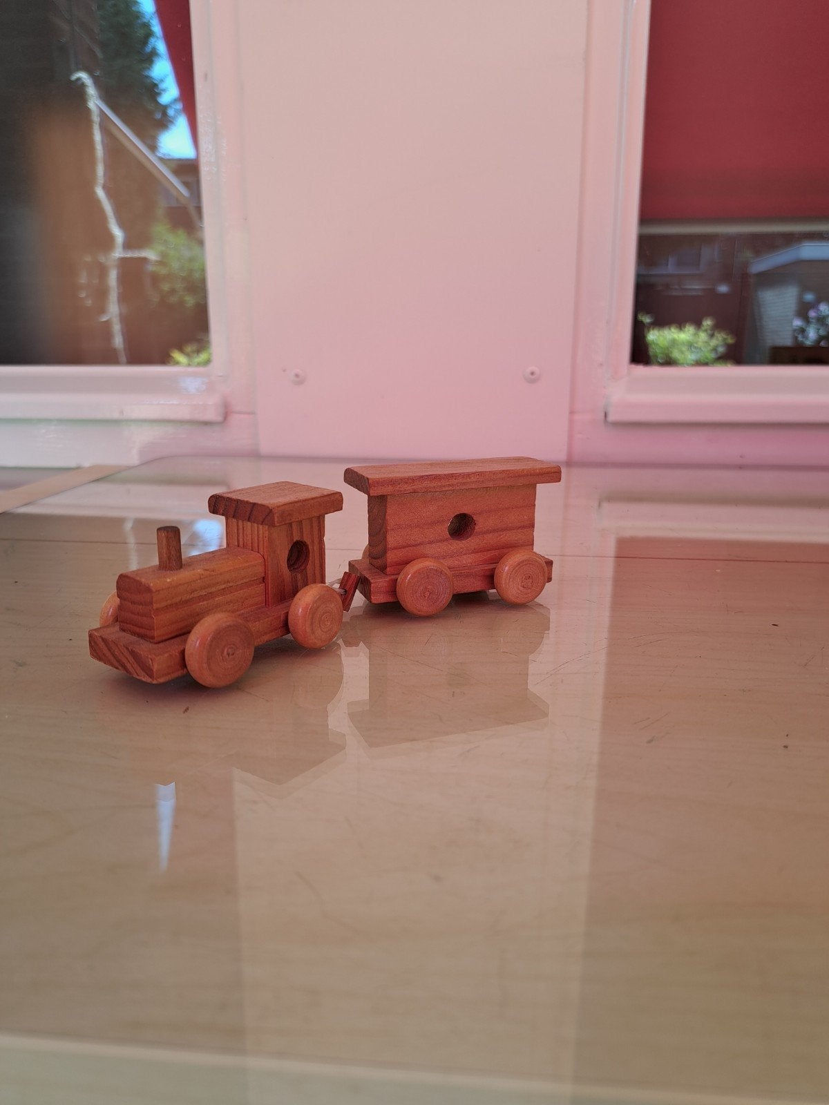 Houten speelgoedtrein met wagon, Ophalen of Verzenden, Gebruikt, Duw- of Trekspeelgoed