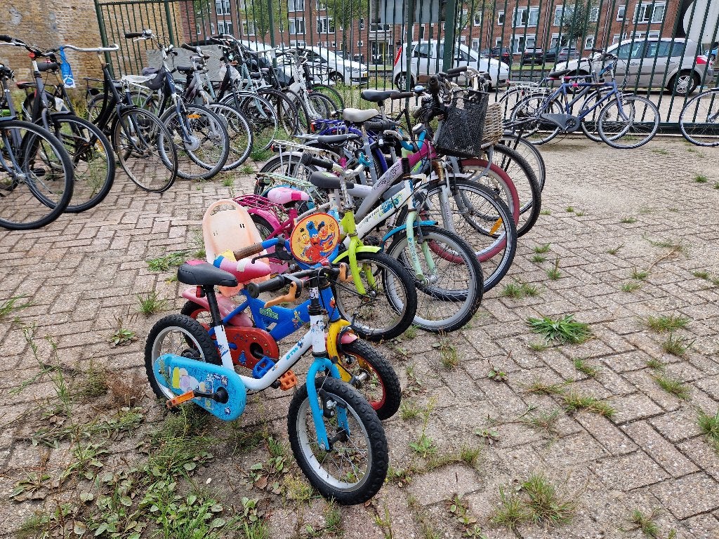 Partij ongerepareerde meisjesfietsen, 8 stuks, Fietsen en Brommers, Ophalen, Gebruikt, 24 inch