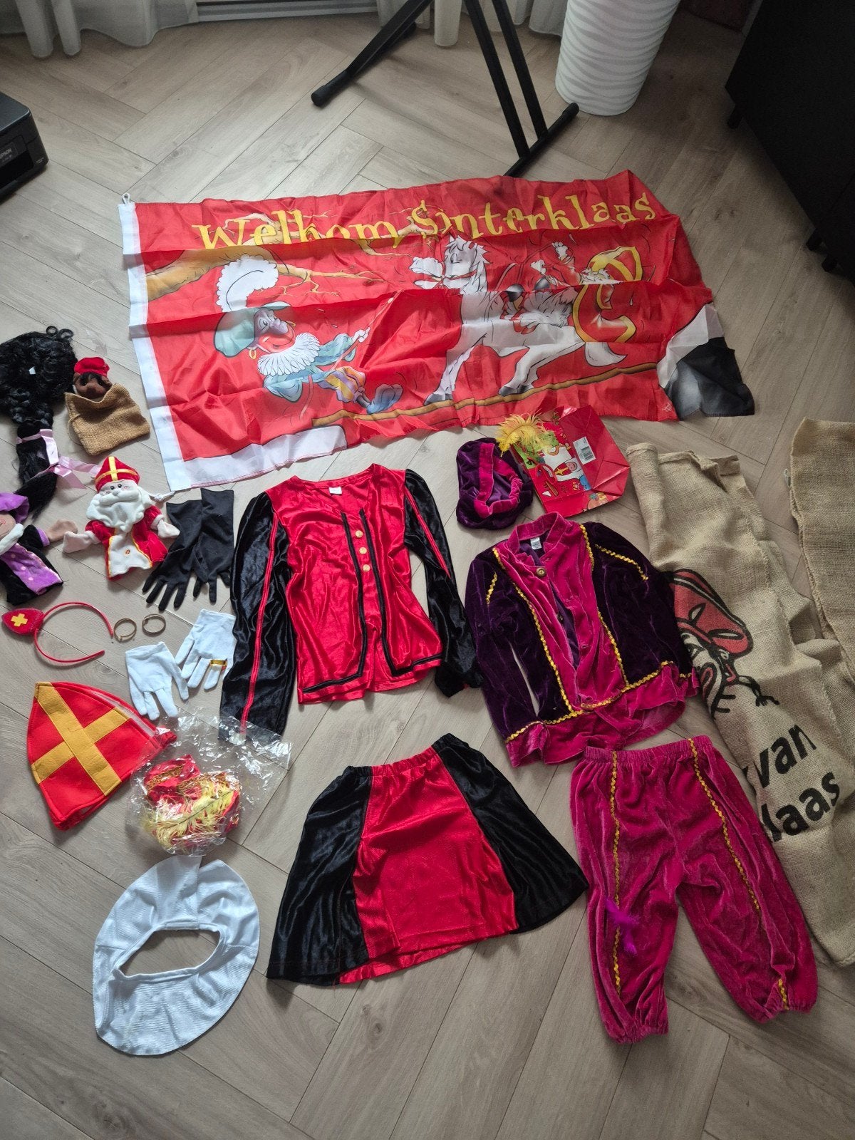 pietenpakje zak vlag handpop mijter enz sinterklaas, Ophalen of Verzenden, Zo goed als nieuw, 122 t/m 128, Meisje