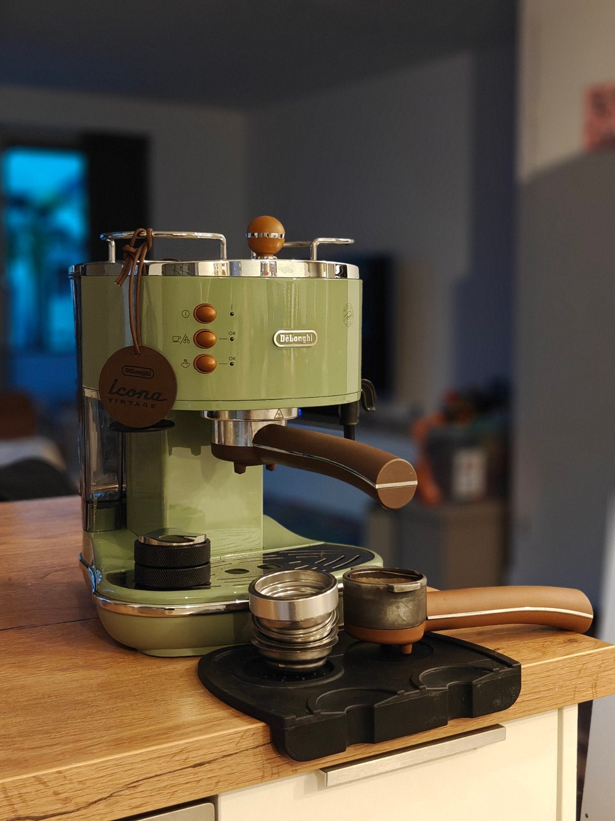 De'Longhi Icona Vintage Espressomachine - Olijfgroen, Espresso apparaat, Gemalen koffie, Ophalen of Verzenden, Zo goed als nieuw