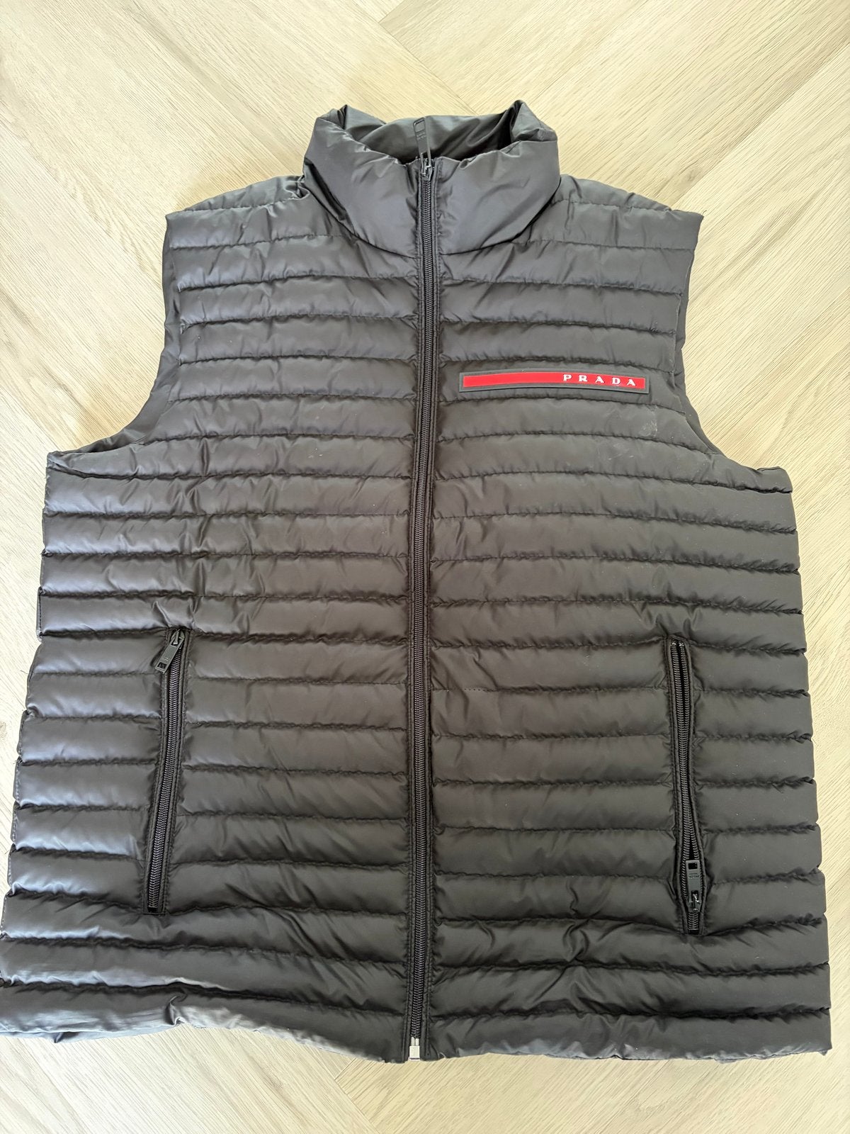 Prada Bodywarmer Heren Maat L - Zo goed als nieuw, Ophalen of Verzenden, Zo goed als nieuw, Maat 52/54 (L), Zwart