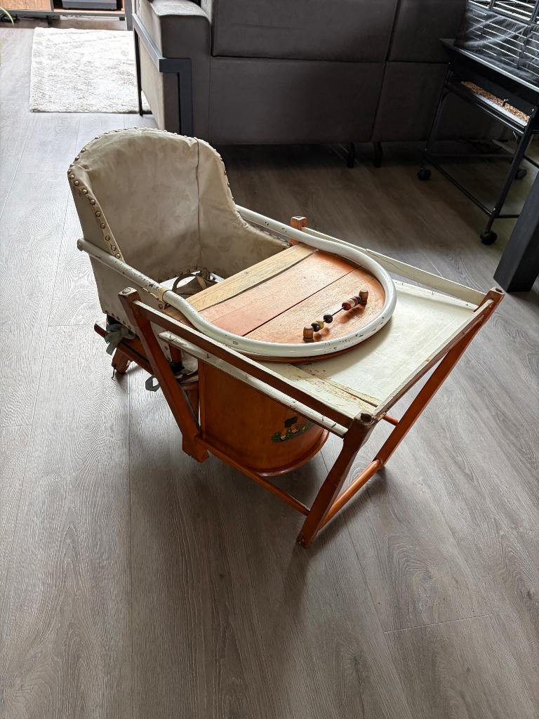 Oude kinderstoel te koop, Ophalen