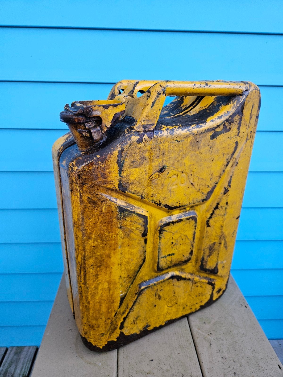 Vintage Duitse Jerrycan - Gele Brandstofkan 20L, Ophalen of Verzenden