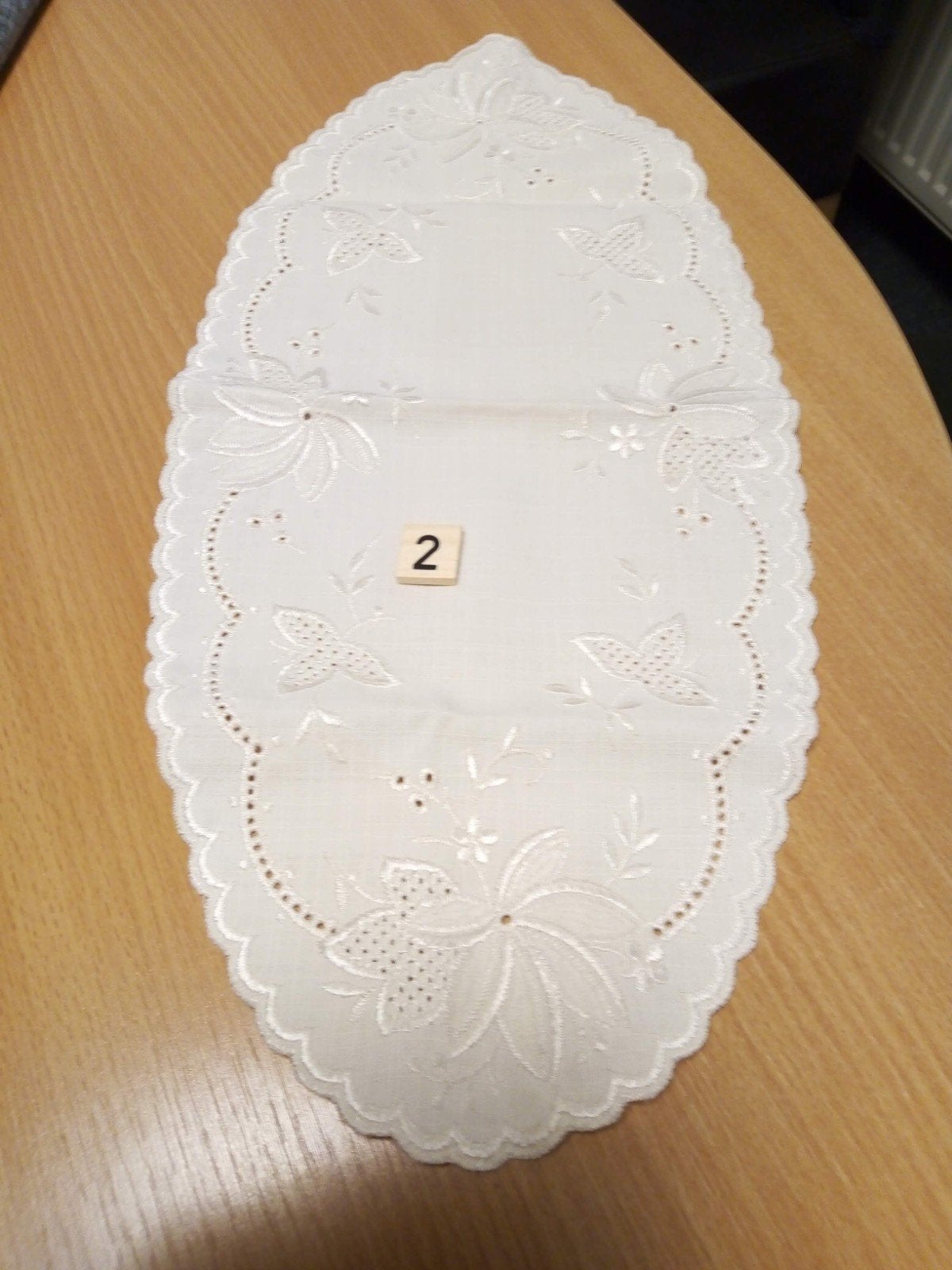 Ovaal kleedje met borduursel 43 x 20, Verzenden, Zo goed als nieuw, Rechthoek