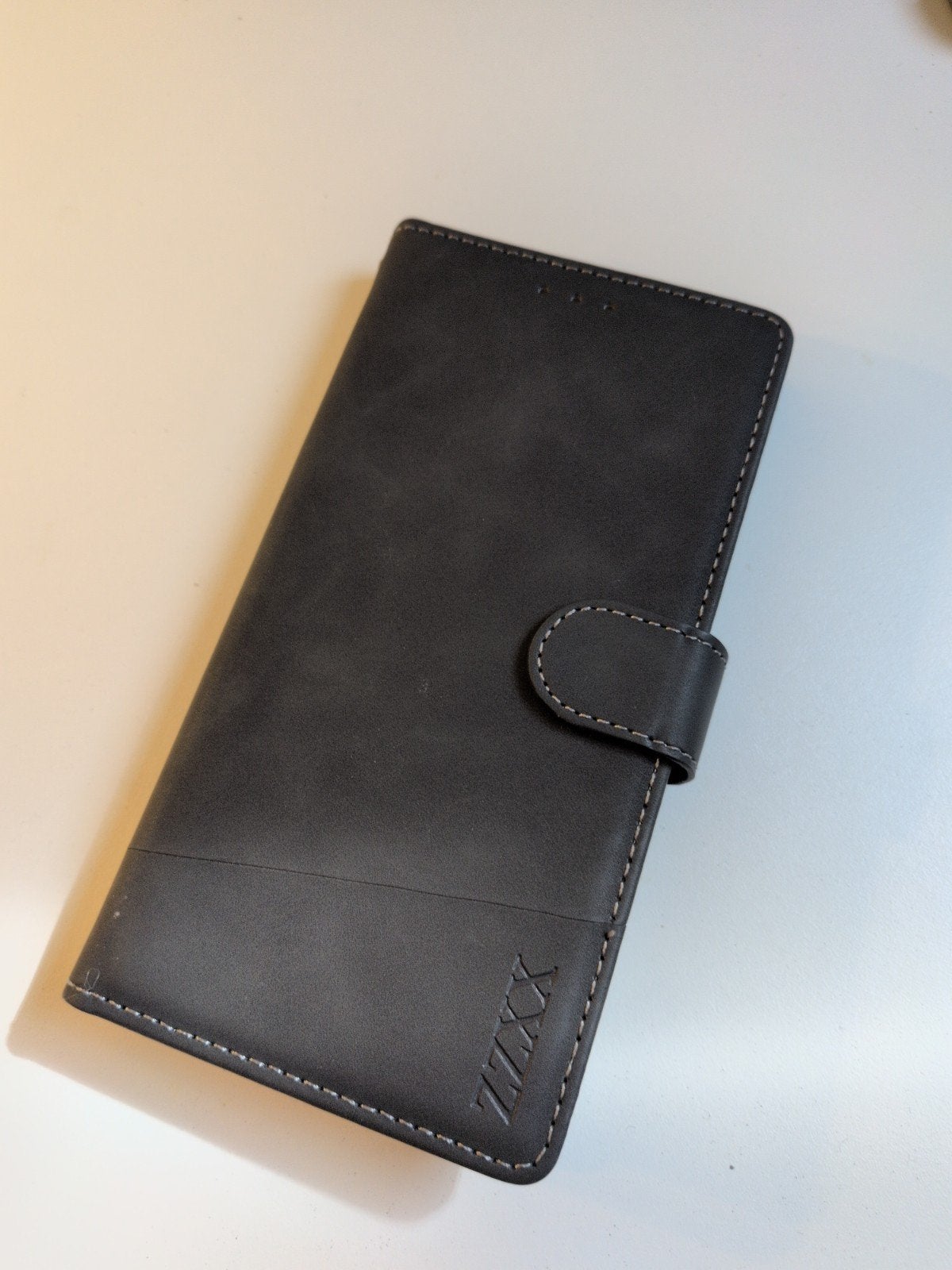 Zwart iPhone 14 Pro hoesje met pasjeshouder, Telecommunicatie, Mobiele telefoons | Hoesjes en Frontjes | Apple iPhone, Magnetische sluiting