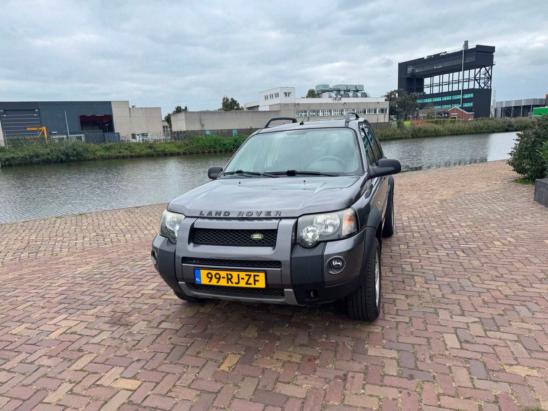 Land Rover Freelander Station Wagon 2.5 V6 Premium Sport, Auto's, Automaat, Gebruikt, 2497 cc, 2000 kg