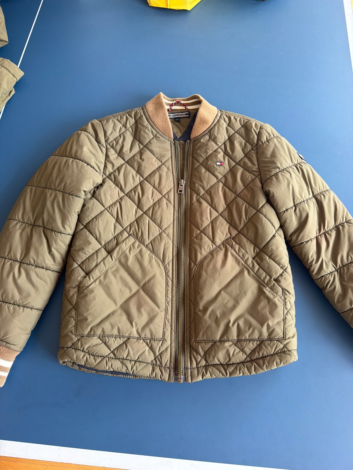 Tommy Hilfiger gewatteerde jas voor jongens, Ophalen of Verzenden, Zo goed als nieuw, Jongen, Jas