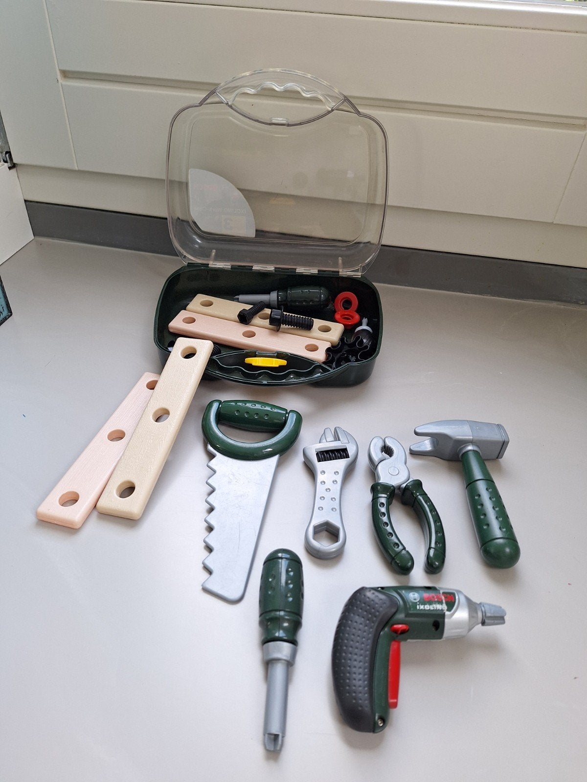 Bosch Mini Werkkoffer met gereedschap voor kinderen, Ophalen, Gebruikt, Knutselen