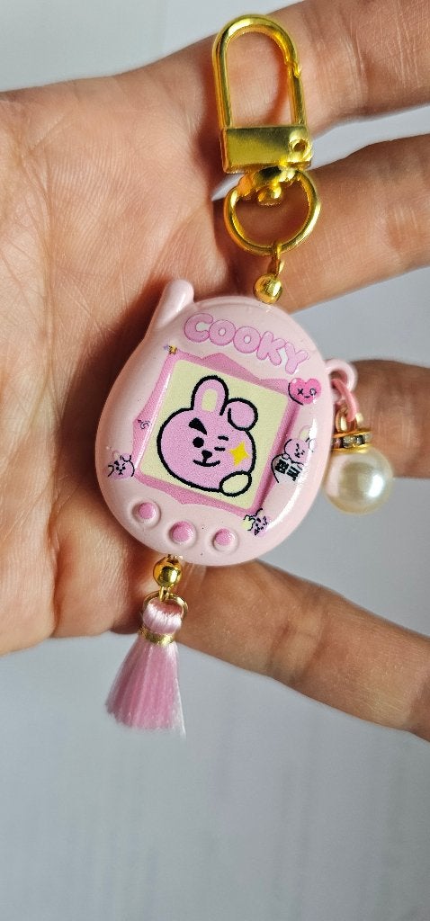 BT21 Cooky Tamagotchi Sleutelhanger - K-Pop Merch, Ophalen of Verzenden, Nieuw, Merk