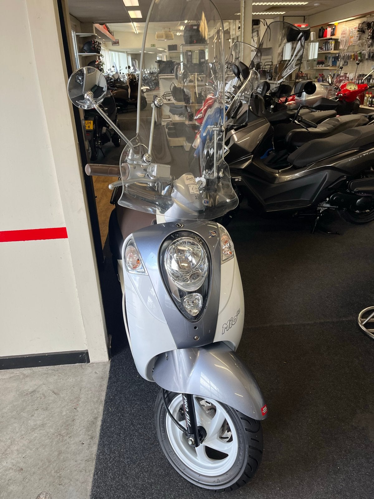 Sym Mio scooter, 10.000 km, nieuwe accu, Ophalen of Verzenden, Gebruikt, Mio