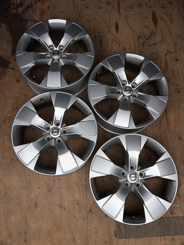 18 inch Originele Volvo velgset (31471553) Adv.19, Ophalen, 18 inch, Gebruikt, Velg(en)