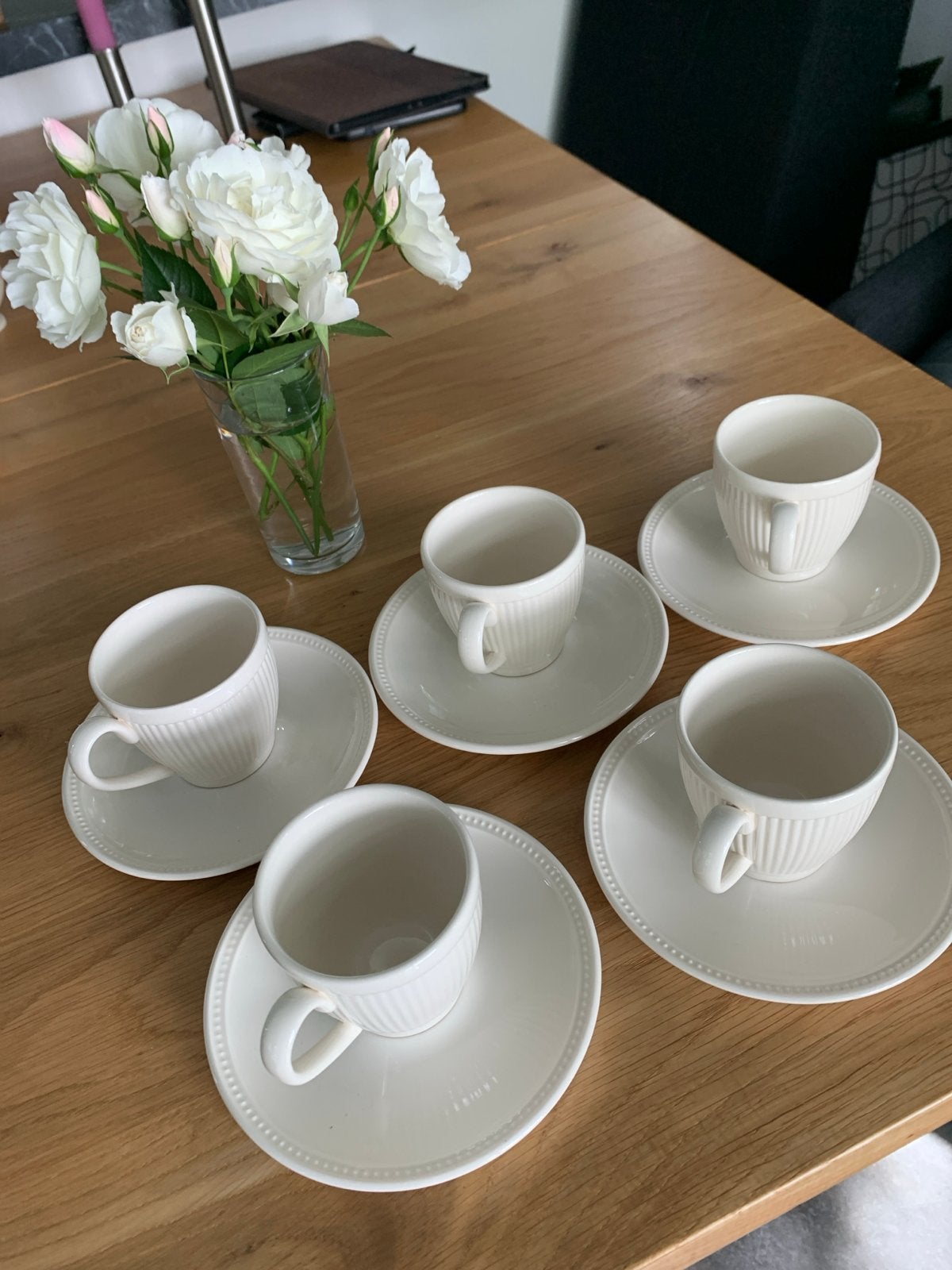 Wedgwood Windsor kop en schotels - 5 stuks, ongebruikt, Ophalen of Verzenden, Nieuw, Porselein, Kop(pen) en/of Schotel(s)