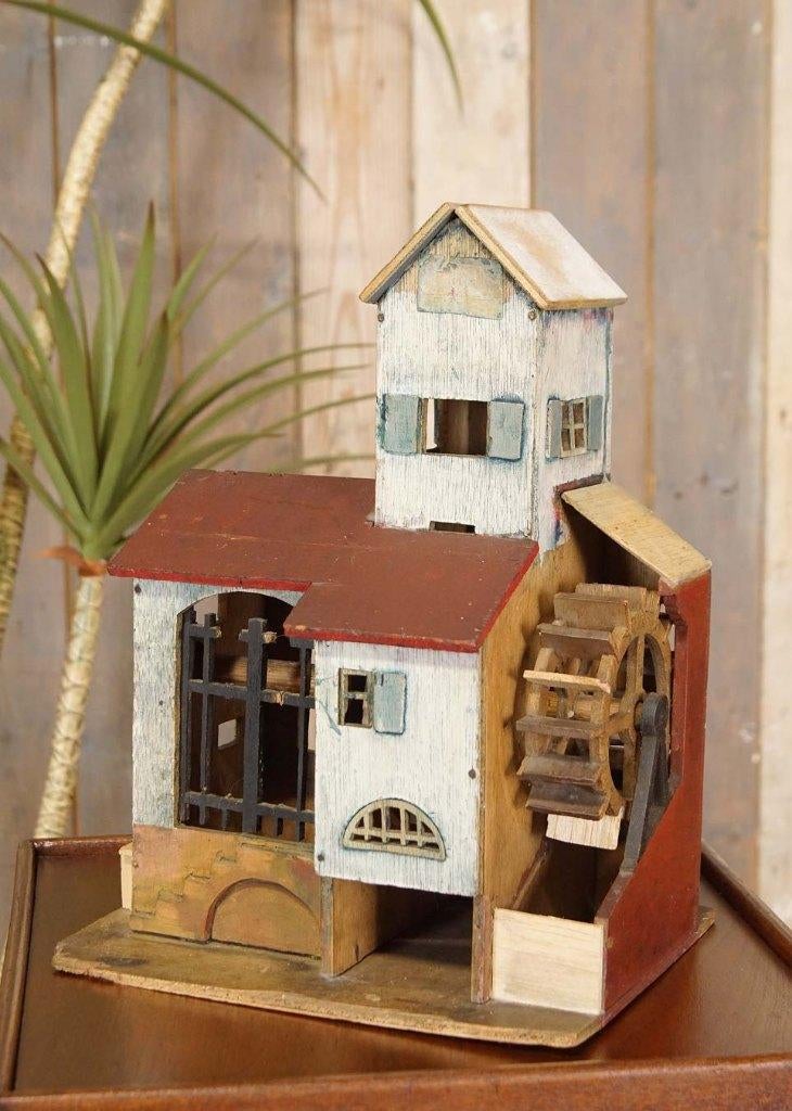 Oude houten watermolen met draaiend rad - model - speelgoed, Ophalen of Verzenden