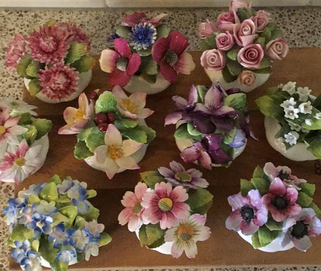 Bloemenpracht van Royal Albert, Ophalen of Verzenden, Zo goed als nieuw, Porselein, Beeldje(s)