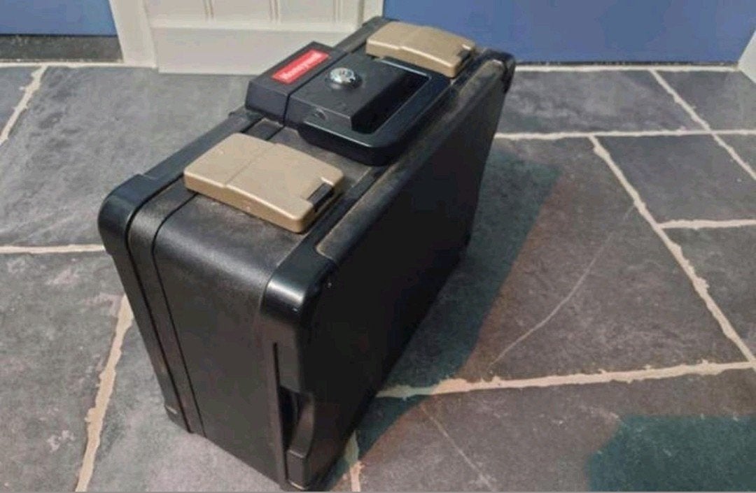 Honeywell Waterdichte & Vuurvaste Documentenkoffer, Sieraden, Tassen en Uiterlijk, Koffers, Ophalen of Verzenden, Nieuw, Hard kunststof