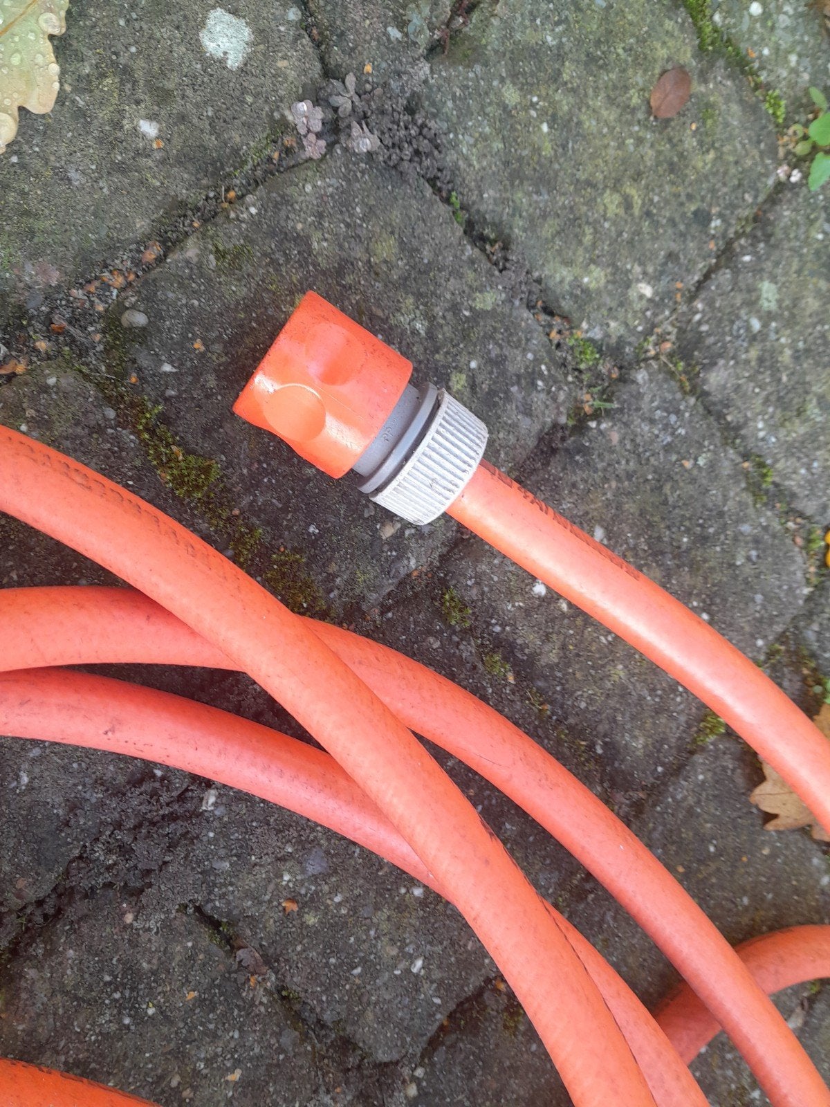Gardena tuinslang met sproeier en koppelingen, Ophalen, Gebruikt, Tuinslang