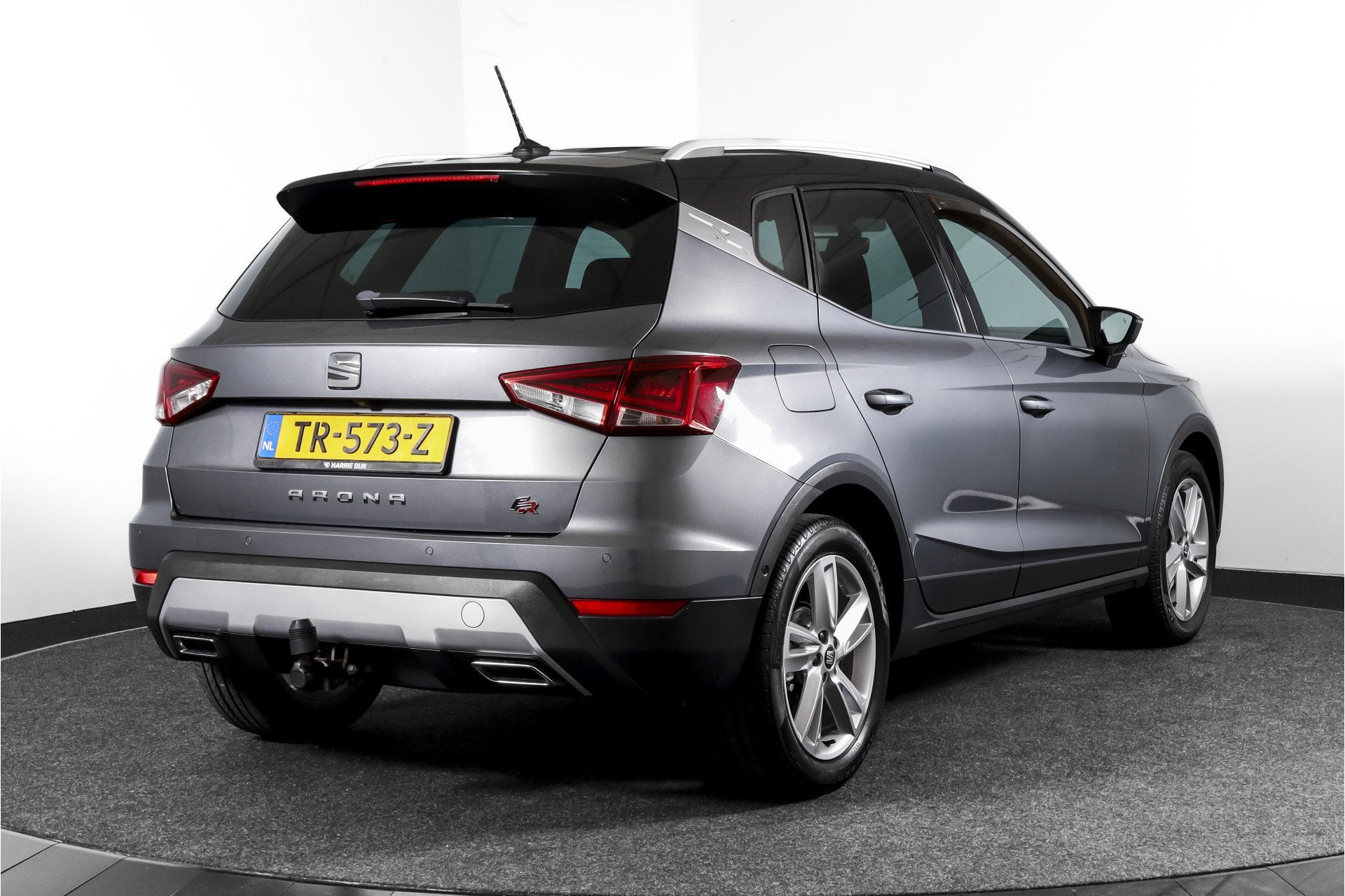 SEAT Arona 1.0 TSI 116 PK FR | Cruise | PDC | Camera | ECC |, Auto's, Voorwielaandrijving, Gebruikt, 116 pk, 49 €/maand