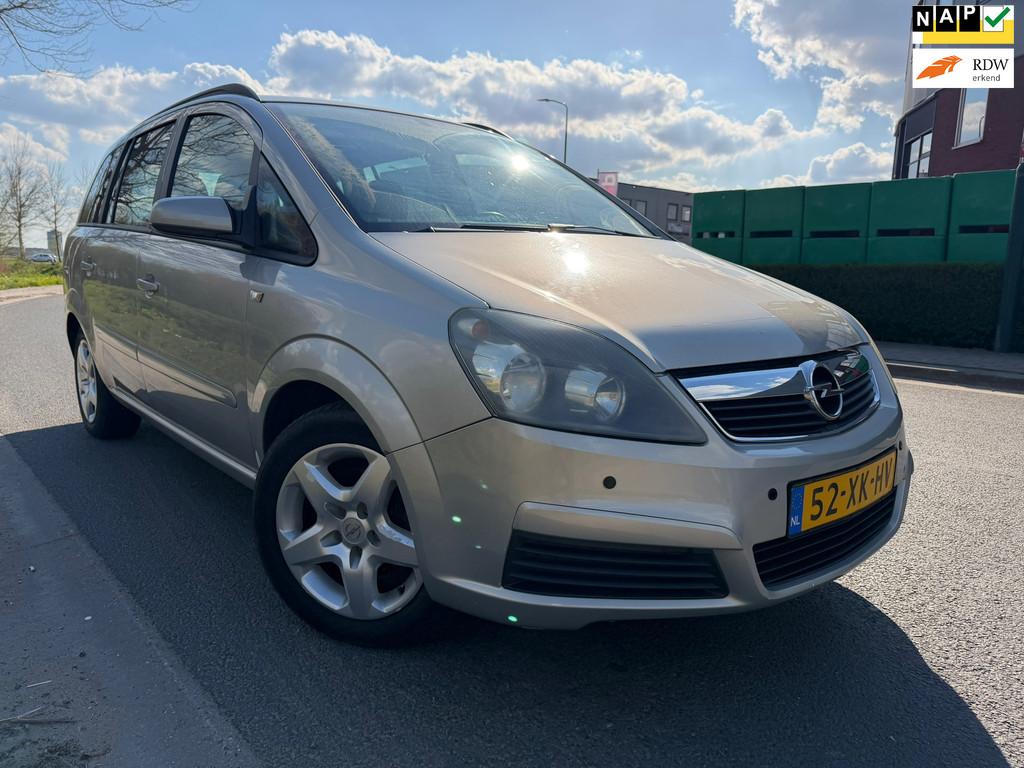 Opel Zafira 1.6 Enjoy BJ 2007 AIRCO/CRUIS/7 PERSOONS/APK NET, Auto's, Voorwielaandrijving, Stof, Gebruikt, Zwart