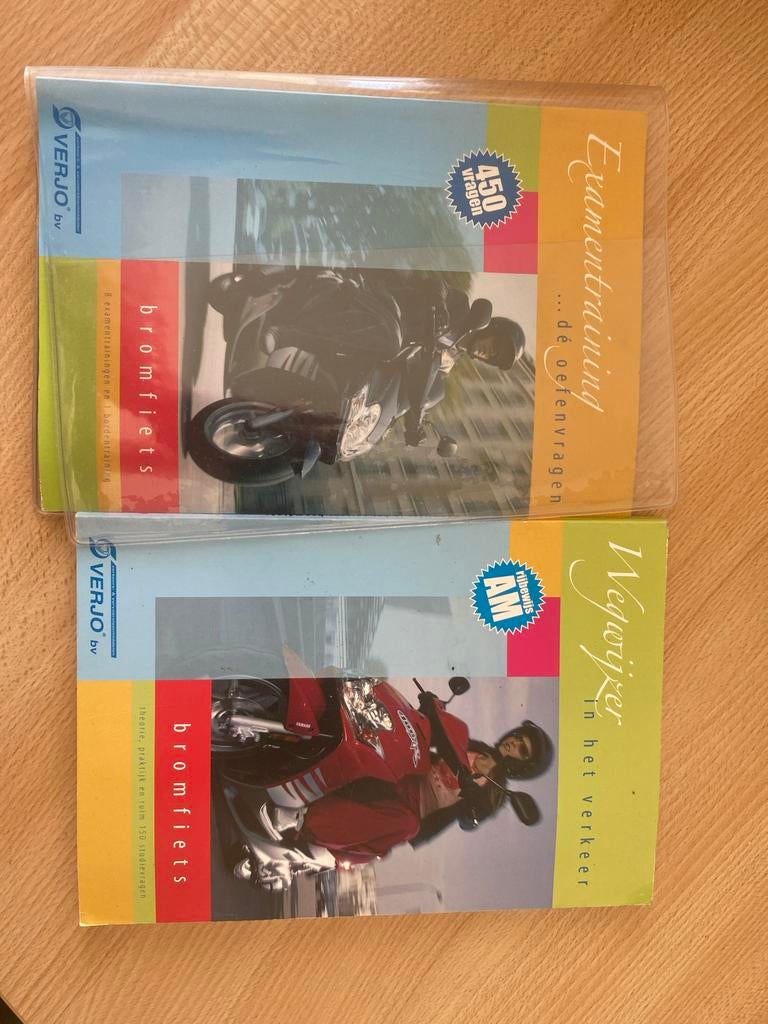 Bromfiets Examentraining & Wegwijzer Verjo, Boeken, Ophalen of Verzenden, Zo goed als nieuw