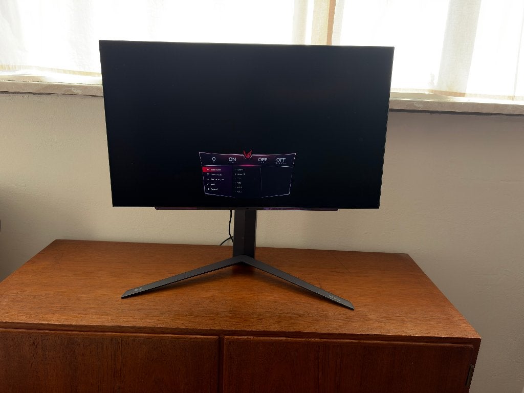 LG UltraGear 27GS95QE-B | OLED, In hoogte verstelbaar, Minder dan 1 ms, Zo goed als nieuw, Overige typen