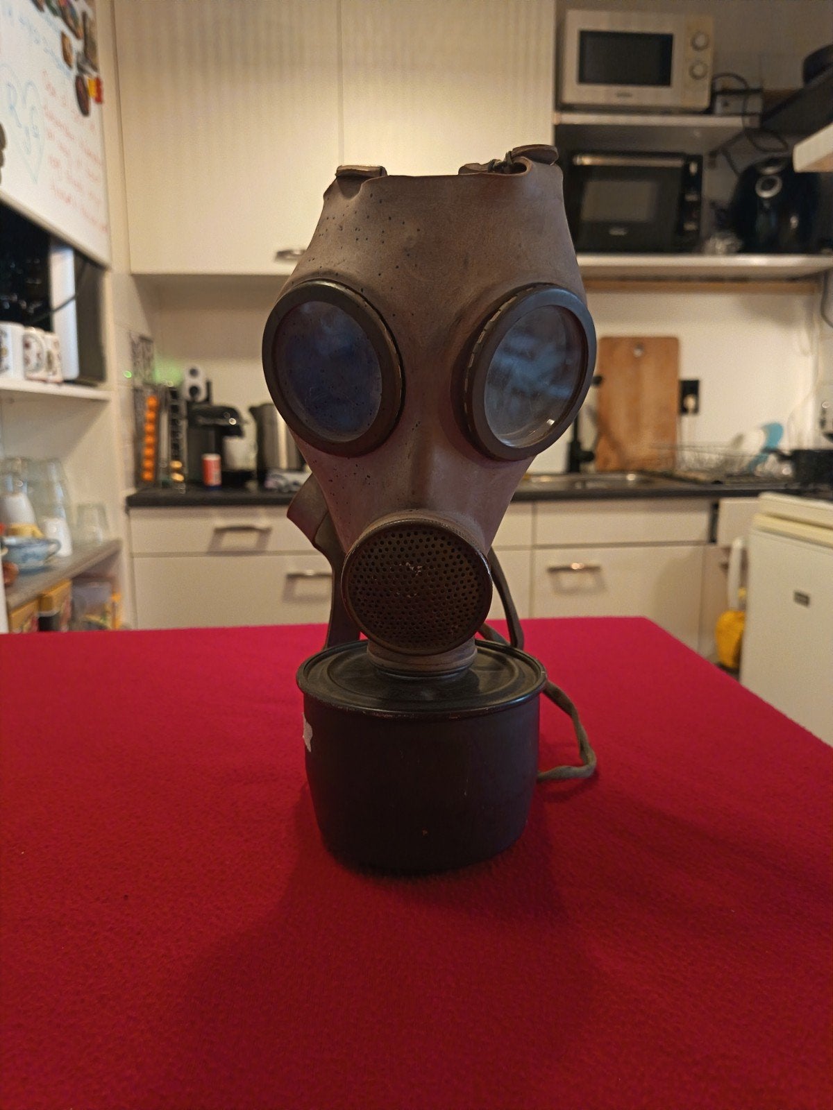 Belgisch M51 Gasmasker - Koude Oorlog Militaria, Verzamelen, Ophalen of Verzenden
