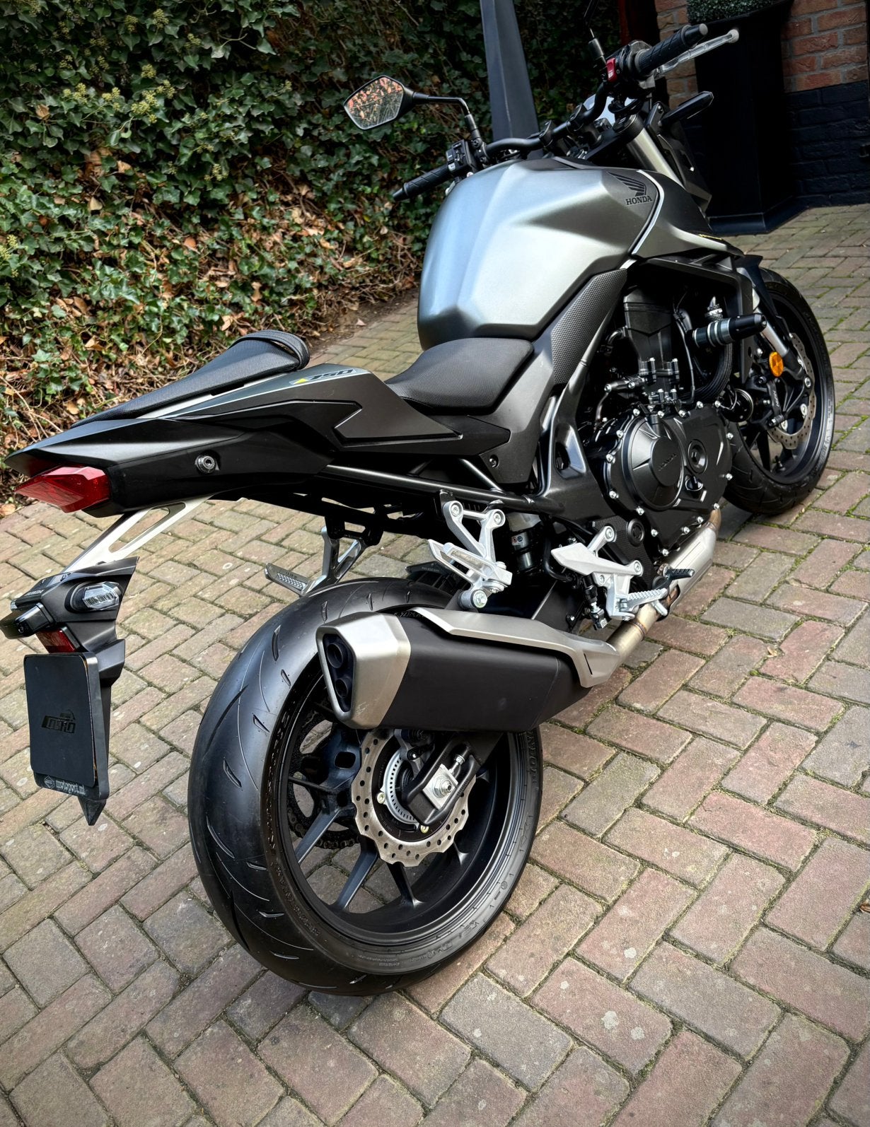 Nieuwstaat Honda CB750 CB 750 Hornet 2023 slechts 1250km!, Motoren, 750 cc, 2 cilinders, Occasion, ABS