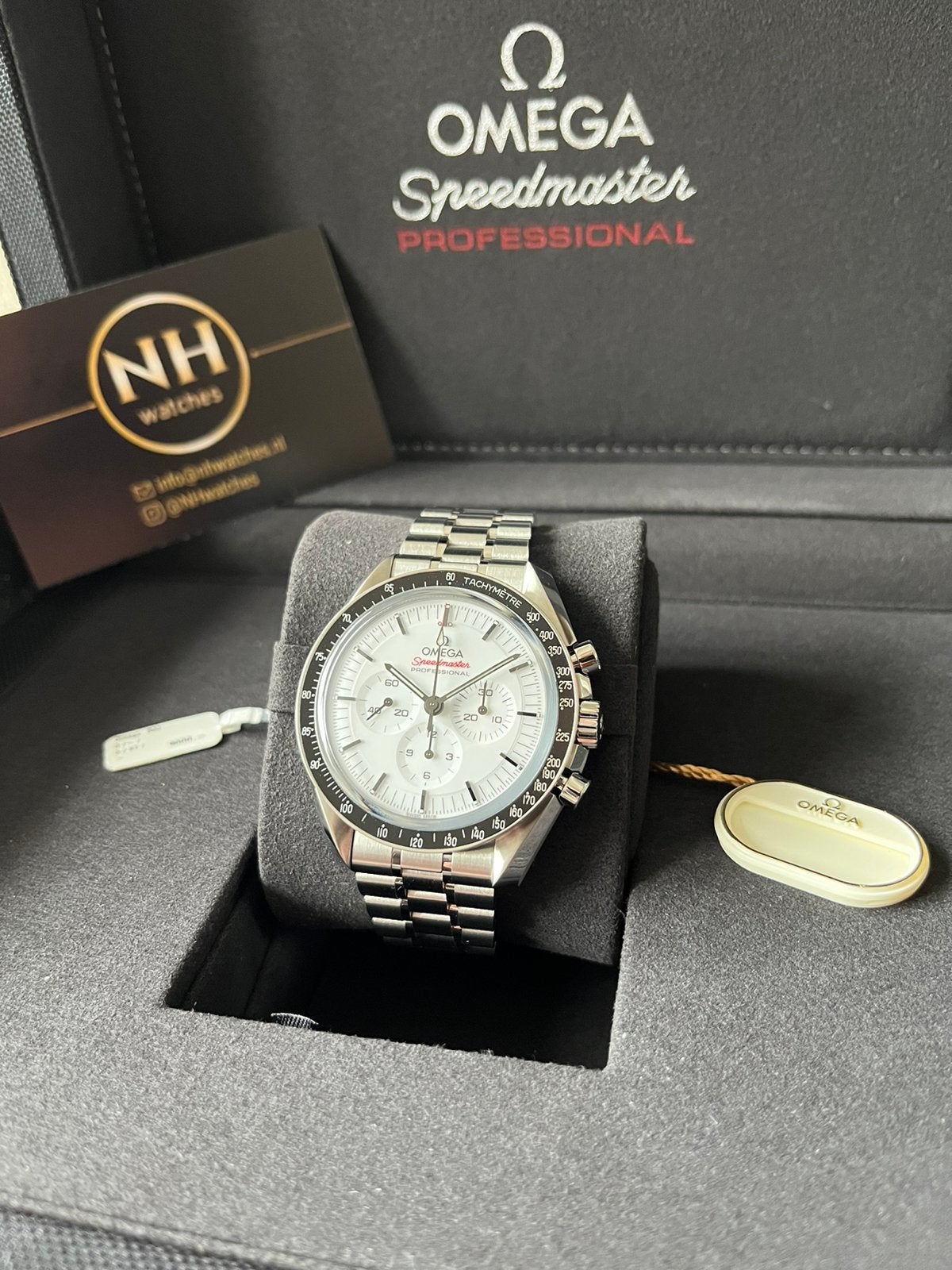 Omega Speedmaster White 310.30.42.50.04.001 11/2024, Ophalen, Staal, Staal, Polshorloge