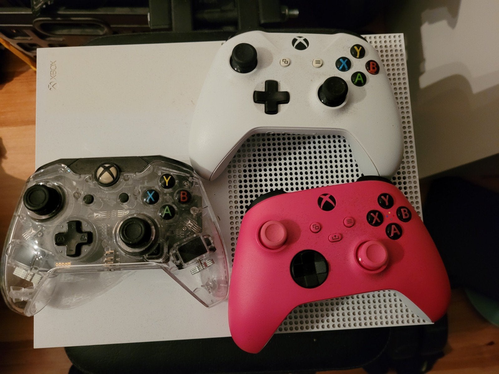 xbox one s+ spellen en controlers, Spelcomputers en Games, Xbox One S, Ophalen of Verzenden, Met 3 controllers of meer, 500 GB