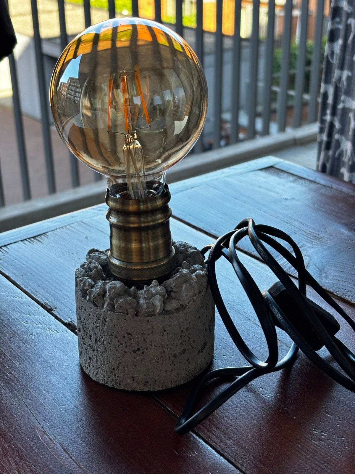Leuk betonnen industrieel lampje, Ophalen, Zo goed als nieuw, 13 cm, Industrieel
