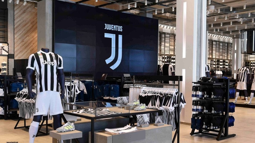 Veel Juventus spullen, Verzamelen, Ophalen of Verzenden, Zo goed als nieuw, Buitenlandse clubs, Vaantje of Sjaal