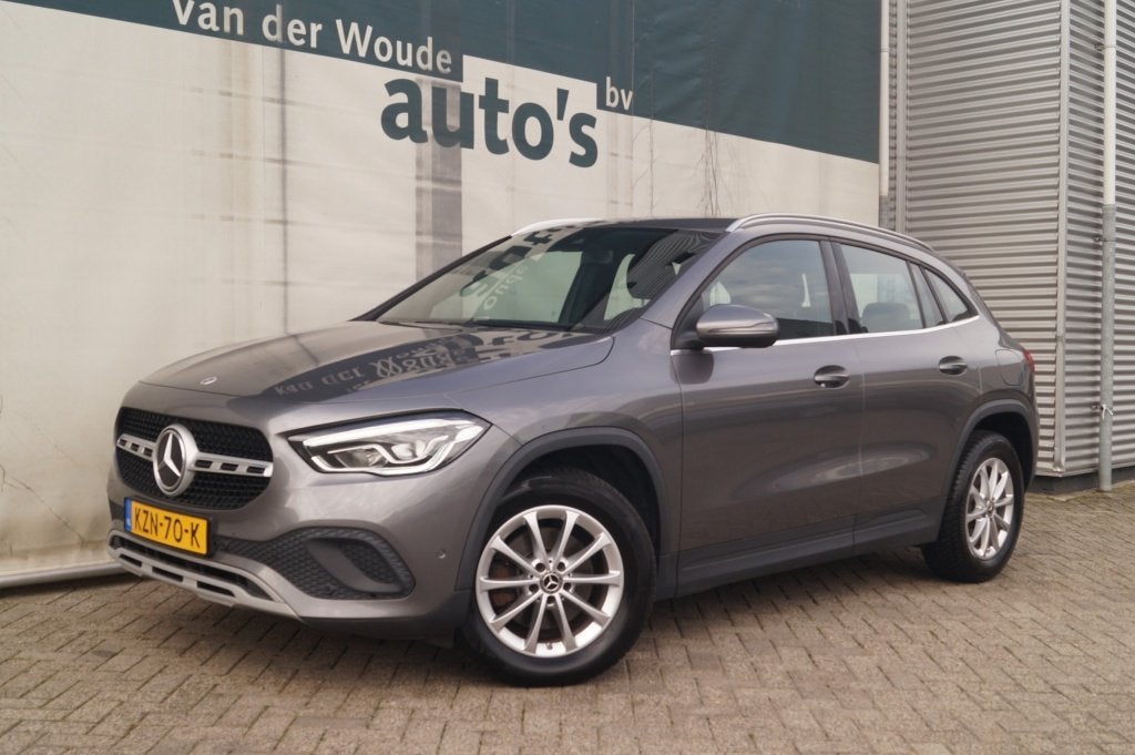 Mercedes-Benz GLA 180d Automaat Business Solution -ECC-NAVI-, Automaat, Dealer onderhouden, Gebruikt, Euro 6