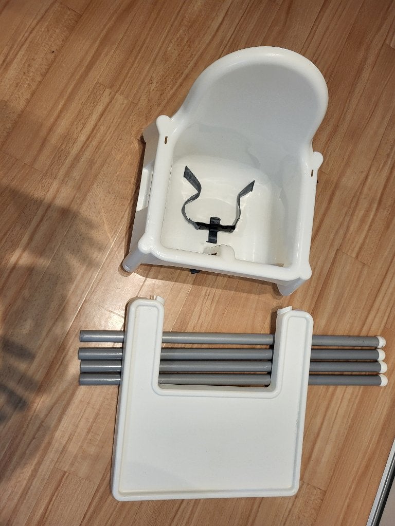 Antilop kinderstoel met blad (Ikea), Ophalen, Zo goed als nieuw, Overige typen, Gordel(s)