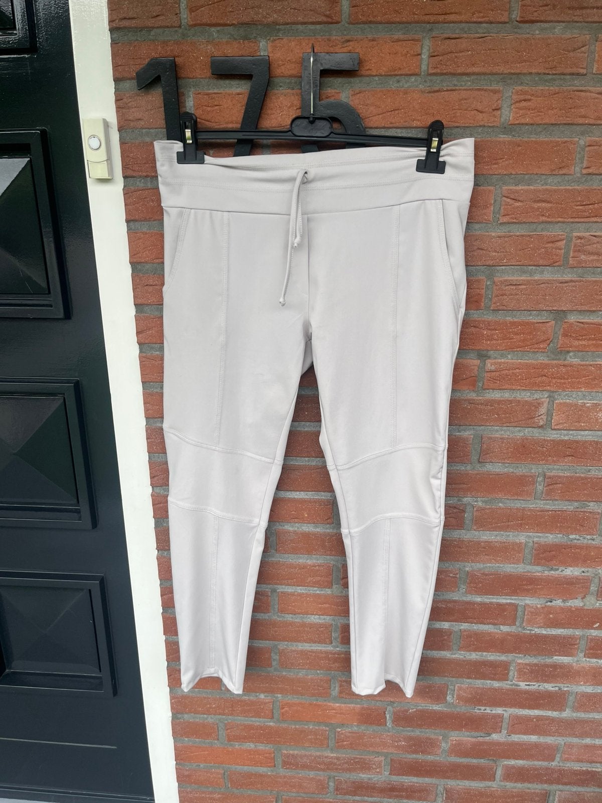Ziso creme broek maat 40 als nieuw, Kleding | Dames, Maat 38/40 (M), Beige, Ophalen of Verzenden, Zo goed als nieuw